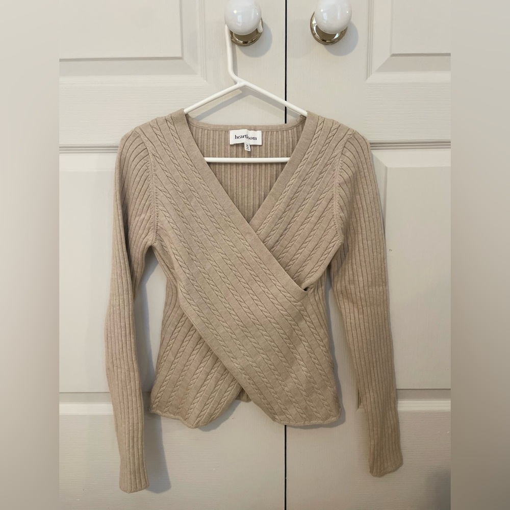 Heartloom V-Neck Cable Knit Sweater in Beige
